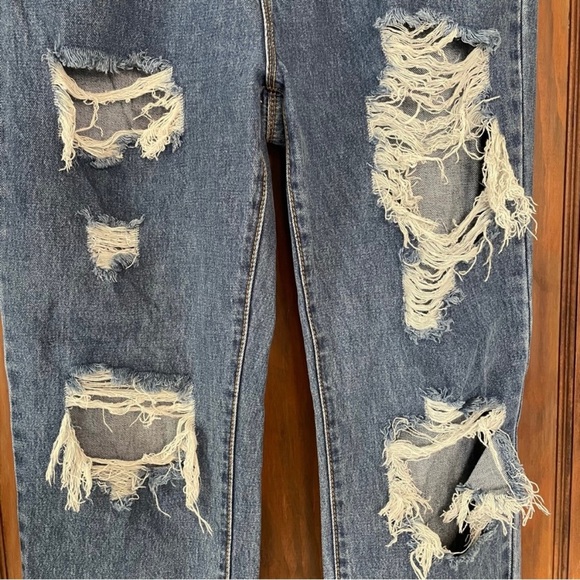 Shein Women’s Blue Denim Distressed Destroyed Ripped High Waist Jeans Large - Picture 4 of 10